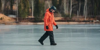 how to safely walk on ice